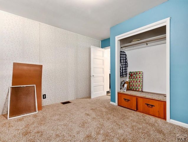 615 Veta Ave, Pueblo, CO 81004