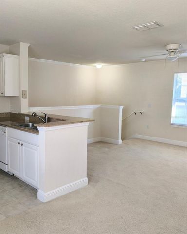 131 SOUTHERN PECAN CIRCLE 201, Winter Garden, FL 34787