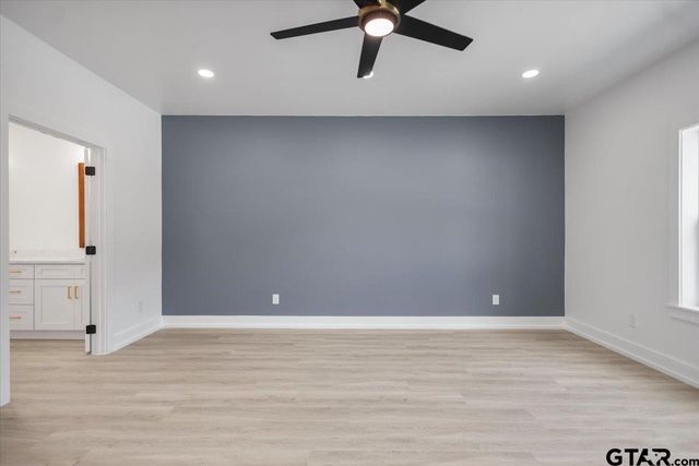 214 County Road 2766, Mineola, TX 75773