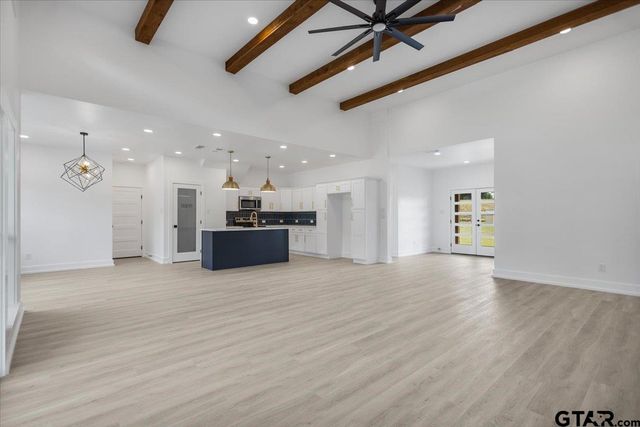 214 County Road 2766, Mineola, TX 75773