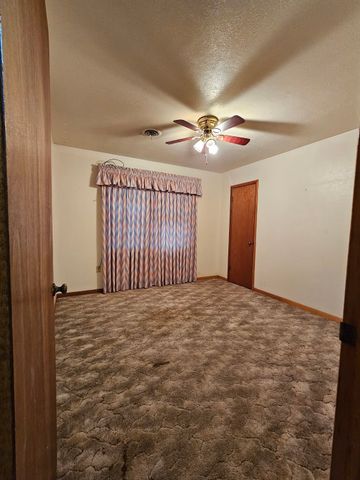 817 N Lacy Drive, Lacy Lakeview, TX 76705