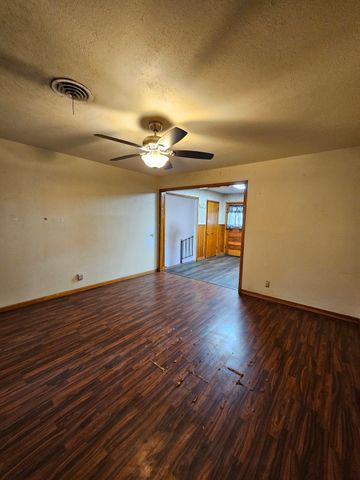 817 N Lacy Drive, Lacy Lakeview, TX 76705