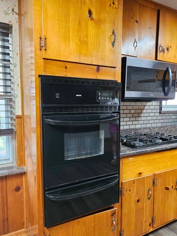 817 N Lacy Drive, Lacy Lakeview, TX 76705