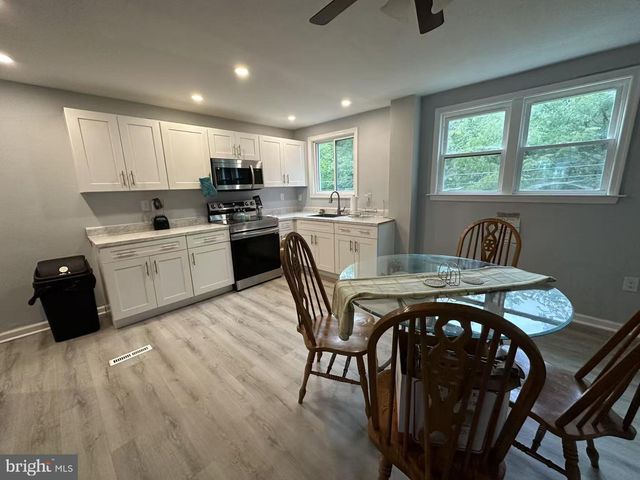 145 MADISON DR, Newark, DE 19711