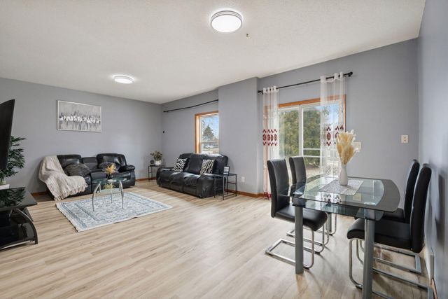 1612 68th Lane N, Brooklyn Center, MN 55430