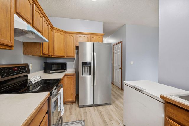 1612 68th Lane N, Brooklyn Center, MN 55430