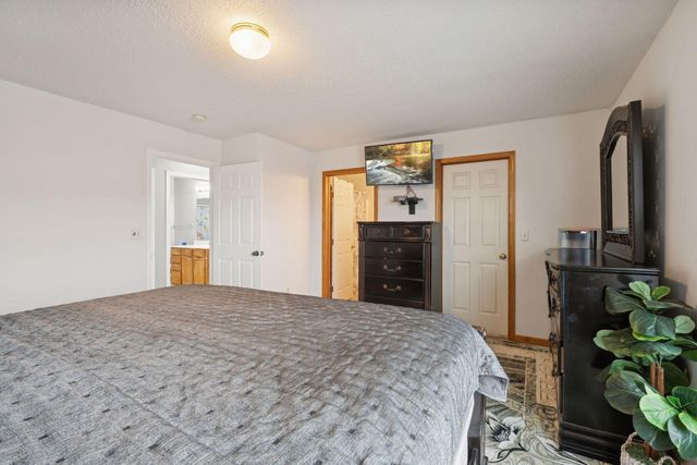 1612 68th Lane N, Brooklyn Center, MN 55430