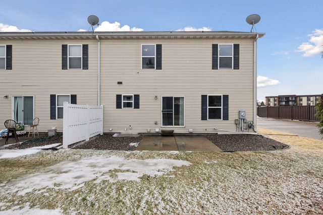 1612 68th Lane N, Brooklyn Center, MN 55430