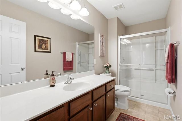 5507 Norgate Court, St Charles, MO 63304