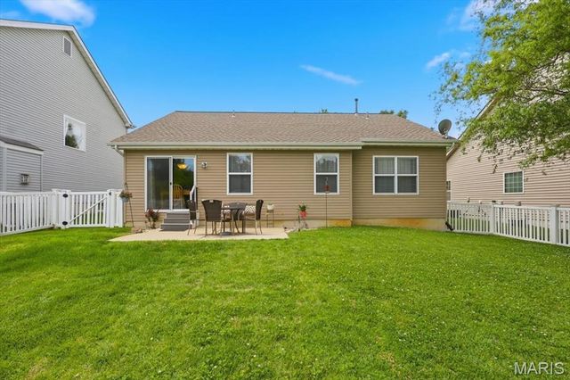 5507 Norgate Court, St Charles, MO 63304