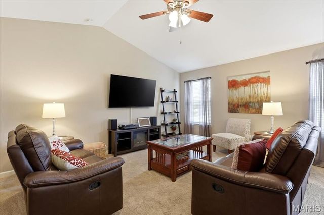 5507 Norgate Court, St Charles, MO 63304