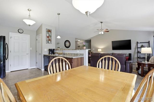 5507 Norgate Court, St Charles, MO 63304