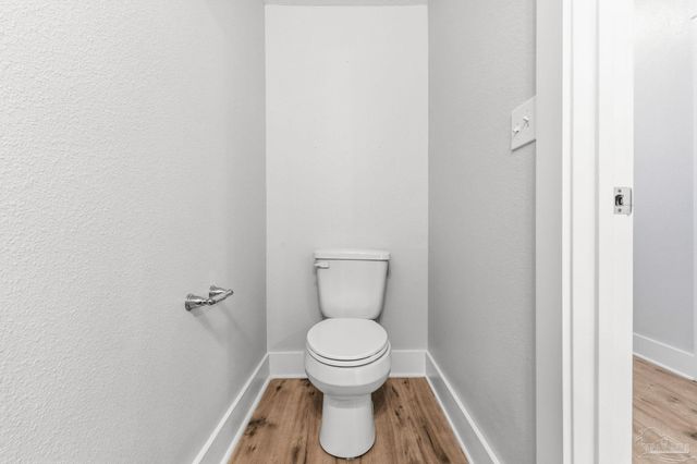 1455 Iroquois Ct, Pensacola, FL 32534