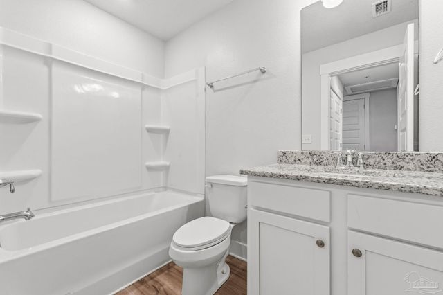 1455 Iroquois Ct, Pensacola, FL 32534