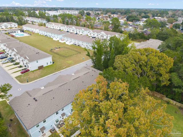 1455 Iroquois Ct, Pensacola, FL 32534