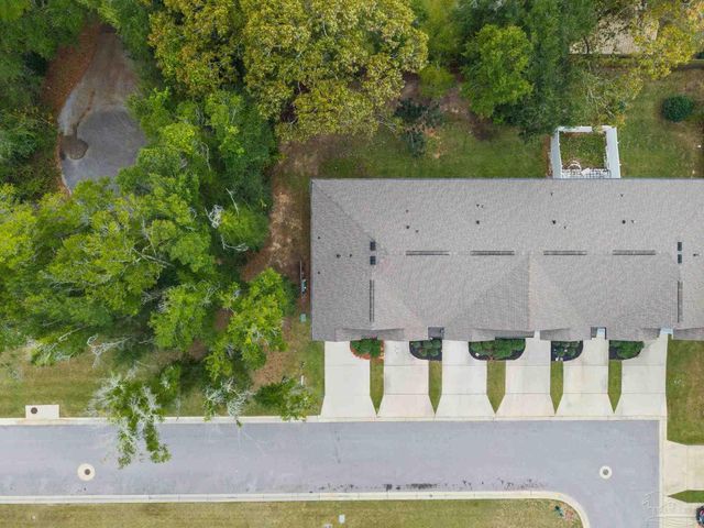 1455 Iroquois Ct, Pensacola, FL 32534