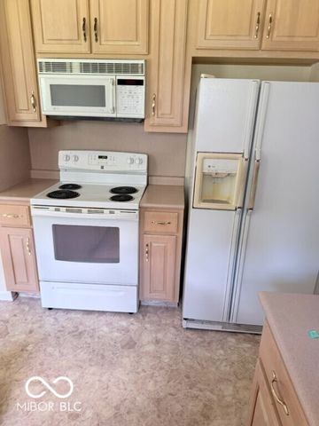 8959 Rexford Road, Indianapolis, IN 46260