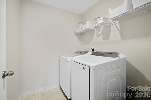 132 Ridgeview Lane, Mars Hill, NC 28754