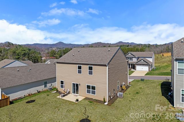 132 Ridgeview Lane, Mars Hill, NC 28754