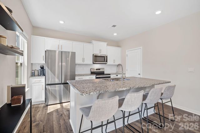132 Ridgeview Lane, Mars Hill, NC 28754