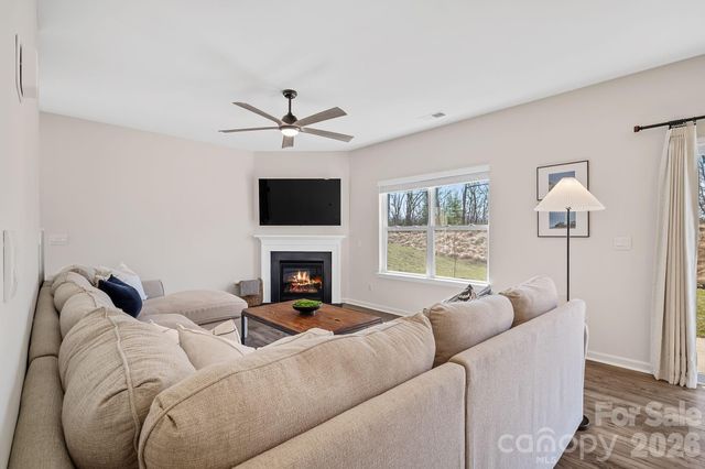 132 Ridgeview Lane, Mars Hill, NC 28754
