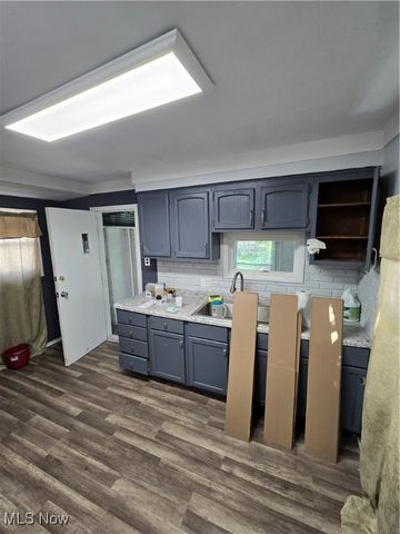 4339 E 72nd Street, Cleveland, OH 44105