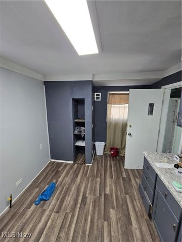 4339 E 72nd Street, Cleveland, OH 44105