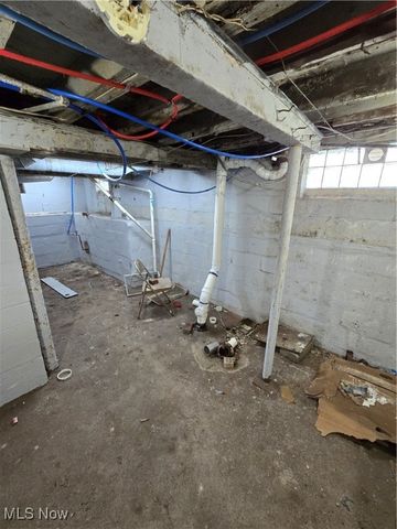 4339 E 72nd Street, Cleveland, OH 44105