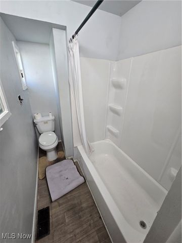 4339 E 72nd Street, Cleveland, OH 44105