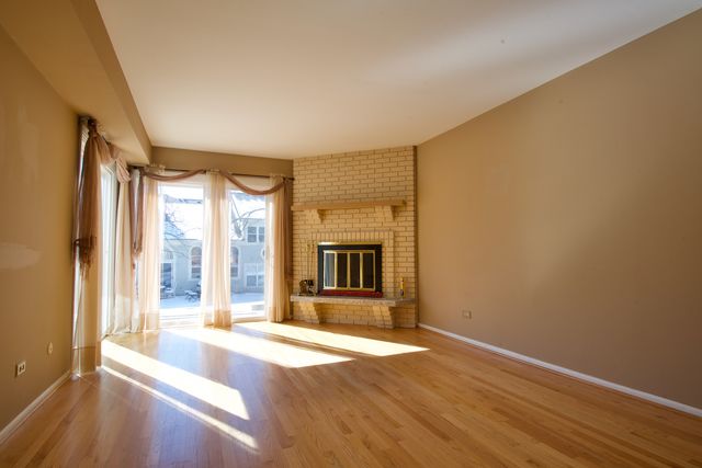 253 W Golfview Terrace, Palatine, IL 60067