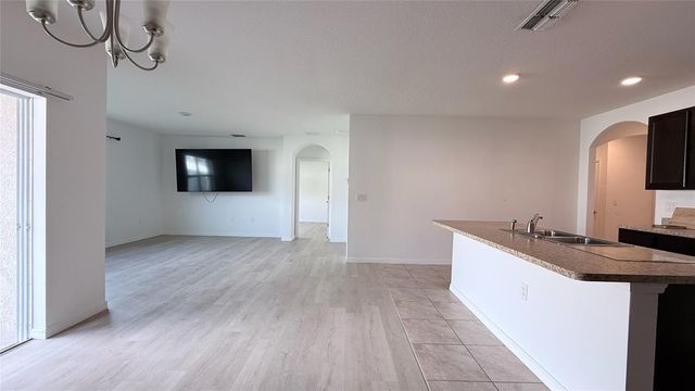 272 WILLOW BEND DRIVE, Davenport, FL 33897