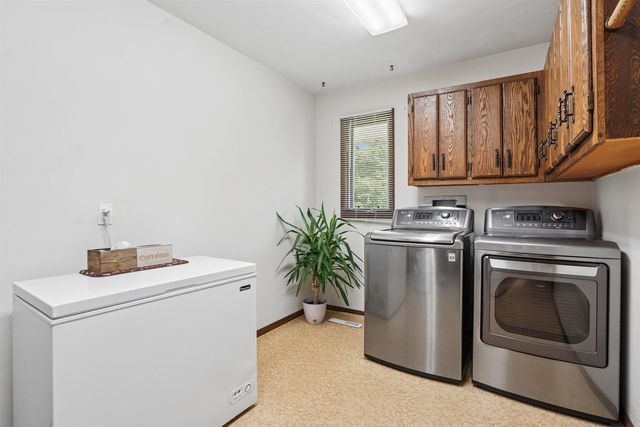 305 Worth Street, Lamont, IA 50650