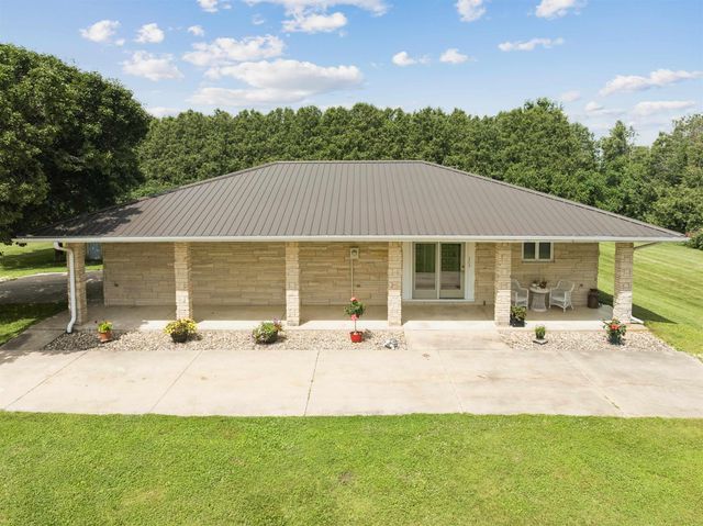 305 Worth Street, Lamont, IA 50650