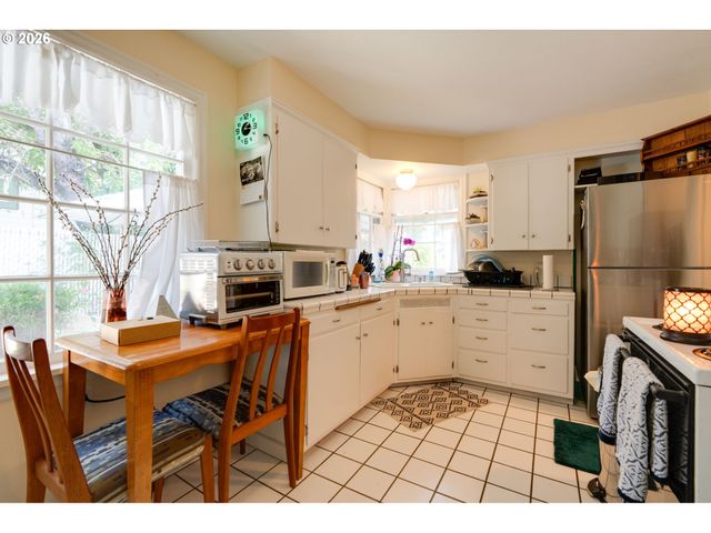 117 W 31ST St, Vancouver, WA 98660