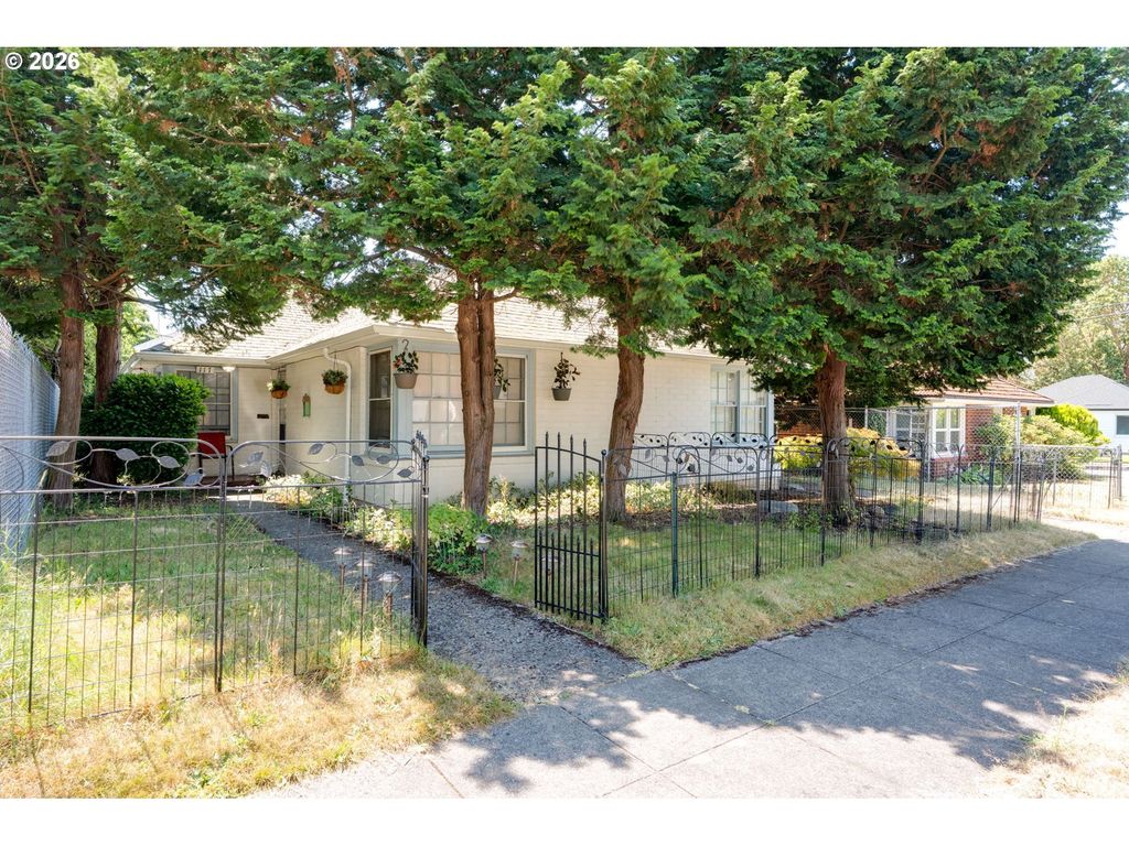 117 W 31ST St, Vancouver, WA 98660