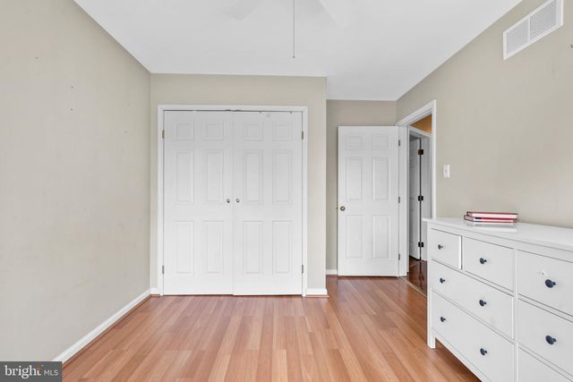 2 SUTTON CT, Newtown, PA 18940