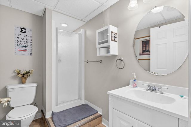 2 SUTTON CT, Newtown, PA 18940