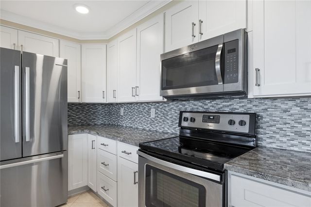 1700 Ocean Drive 204, Vero Beach, FL 32963