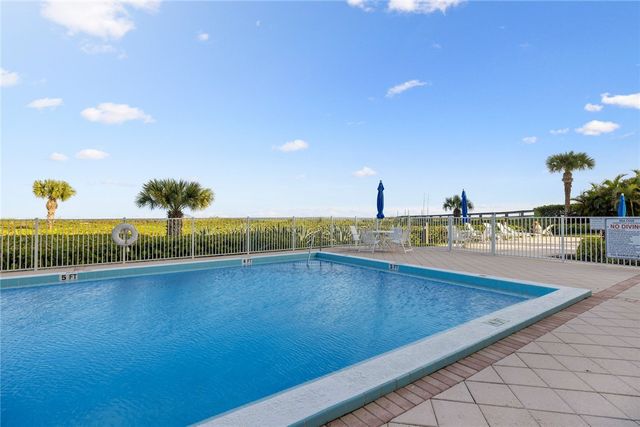 1700 Ocean Drive 204, Vero Beach, FL 32963