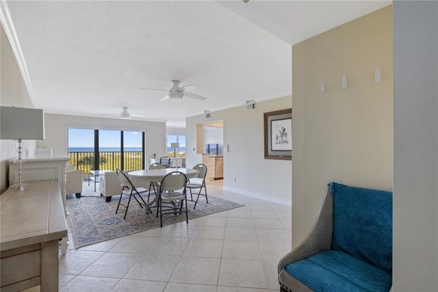 1700 Ocean Drive 204, Vero Beach, FL 32963