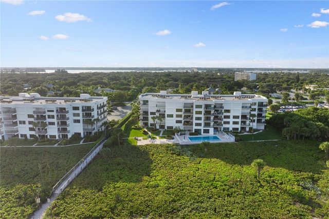 1700 Ocean Drive 204, Vero Beach, FL 32963