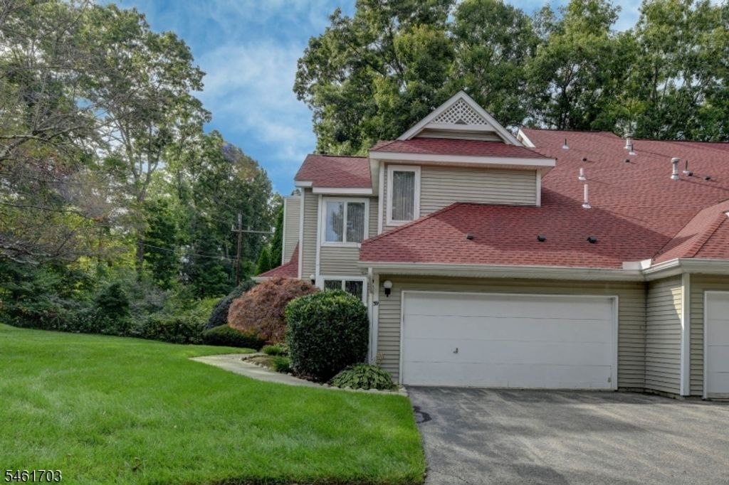 39 Ridgeview Ter 39, Jefferson Twp., NJ 07438 — exterior