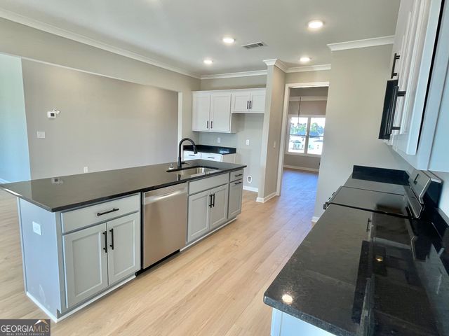 1212 White Oak Way, Griffin, GA 30224