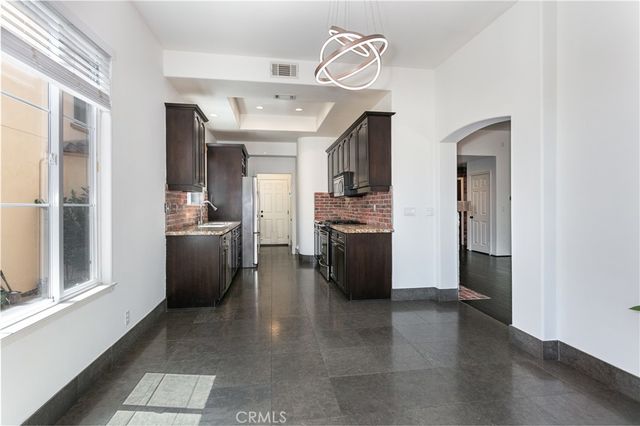 1175 Corte Riviera, Camarillo, CA 93010