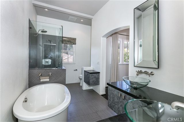 1175 Corte Riviera, Camarillo, CA 93010