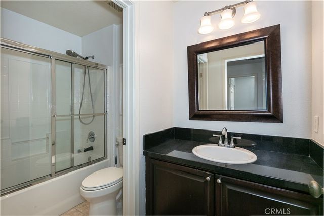 1175 Corte Riviera, Camarillo, CA 93010