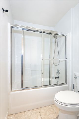 1175 Corte Riviera, Camarillo, CA 93010