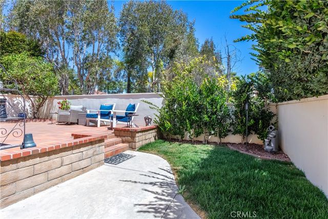 1175 Corte Riviera, Camarillo, CA 93010