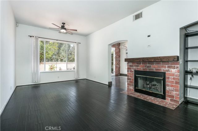 1175 Corte Riviera, Camarillo, CA 93010