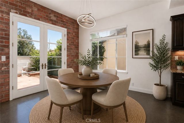1175 Corte Riviera, Camarillo, CA 93010